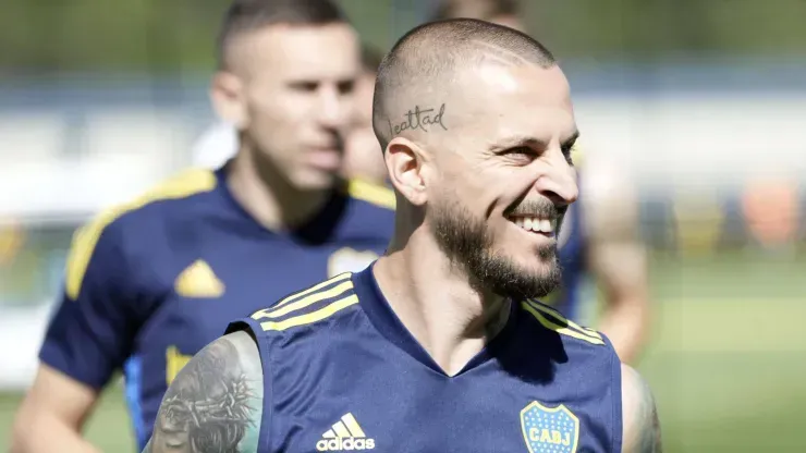 Darío Benedetto y un polémico posteo. (Foto: IMAGO/Photogamma).