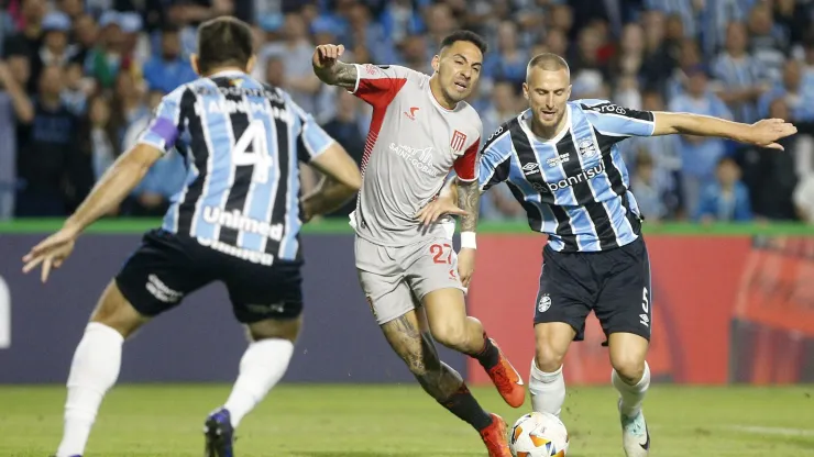 Gremio empató ante Estudiantes y enfrentará a Fluminense en los octavos de final de la Libertadores