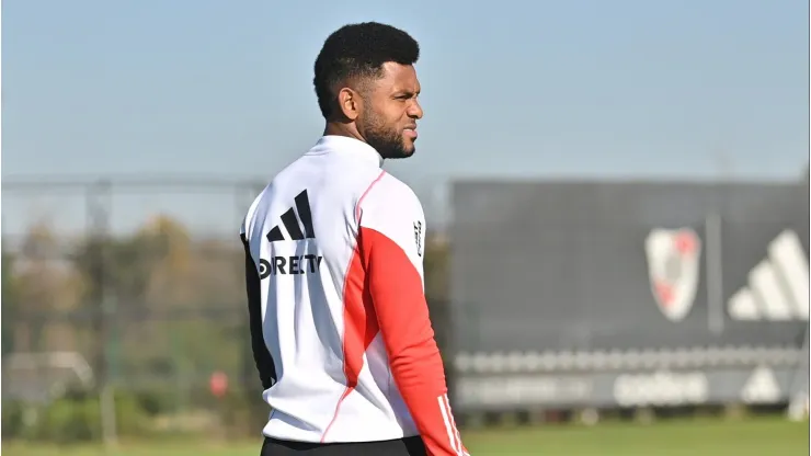 Por qué no juega Miguel Borja hoy en River ante Riestra por la Liga Profesional