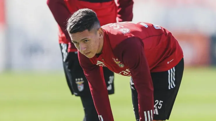 Gianluca Prestianni podría irse de Benfica