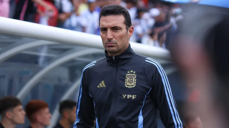 El DT evalúa que Valentín Carboni sea titular en la Selección Argentina.
