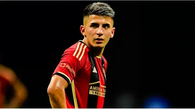 Almada cambiaría de club en este mercado de pases. (Foto: Instagram).