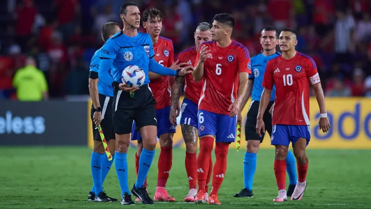 Fuertísimo reclamo de Chile: piden la expulsión definitiva de Wilmar Roldán del arbitraje internacional