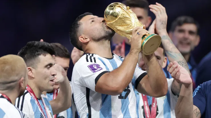 El Kun reveló quienes cree que serán los referentes de la selección a futuro
