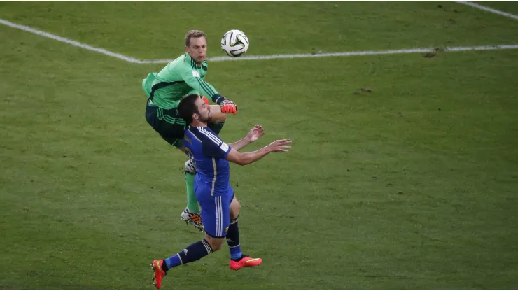 A 10 años de la final entre Argentina y Alemania del Mundial 2014, expertos en arbitraje definieron si fue penal de Neuer a Higuaín