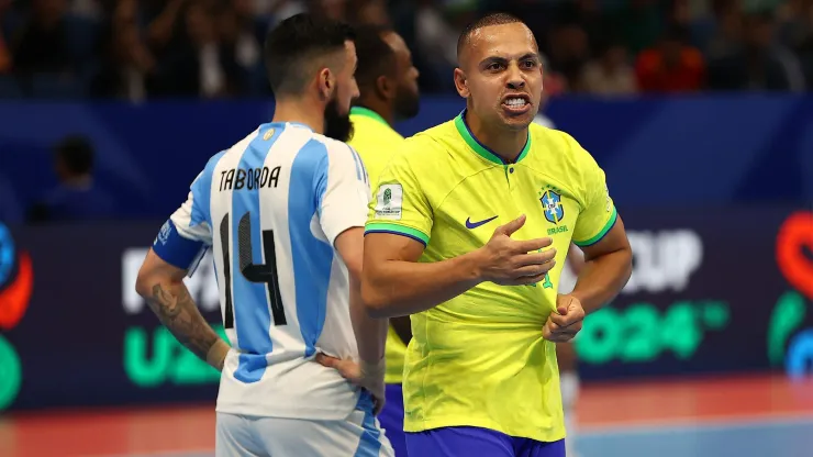 Brasil salió campeón del Mundial de Futsal 2024 tras vencer a Argentina por 2 a 1