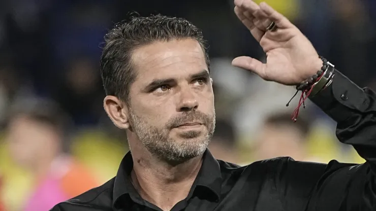 Chicharito Hernández liquidó a Fernando Gago por su salida de Chivas a Boca: "El problema son las formas"