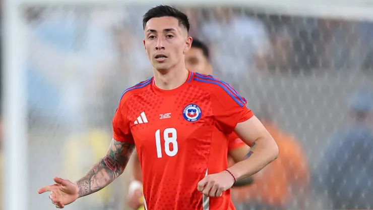 EAST RUTHERFORD, NJ - JUNE 25: Rodrigo Echeverria 18 of Chile during the second half of the CONMEBOL Copa America Group stage game against Argentina on June 25, 2024 at MetLife Stadium in East Rutherford, New Jersey. Photo by Rich Graessle/Icon Sportswire SOCCER: JUN 25 CONMEBOL Copa America - Chile vs Argentina EDITORIAL USE ONLY Icon240625658
