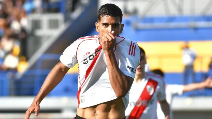 Tomás Nasif celebrando ante Boca.
