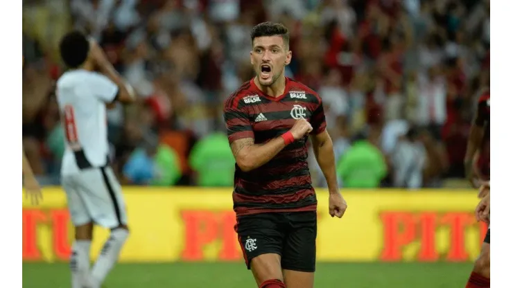 Arrascaeta fica atrás de Guerrero em ranking de artilharia gringa no Flamengo