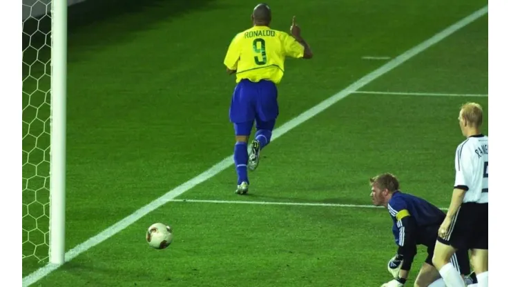 Globo reprisará final da Copa de 2002 entre Brasil x Alemanha no domingo de Páscoa