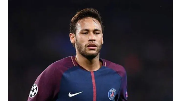 Juventus pretende oferecer Dybala para contratar Neymar