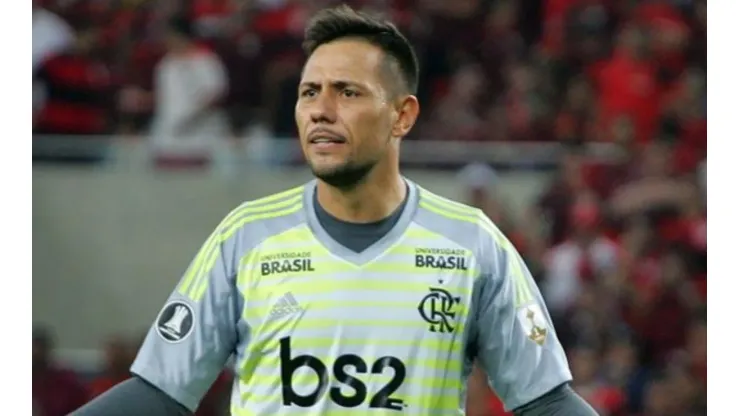 Flamengo informa diagnóstico de Diego Alves