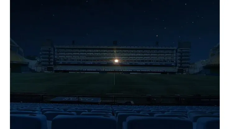 Boca apaga luzes da Bombonera e deixa apenas luz do camarote de Maradona acesa