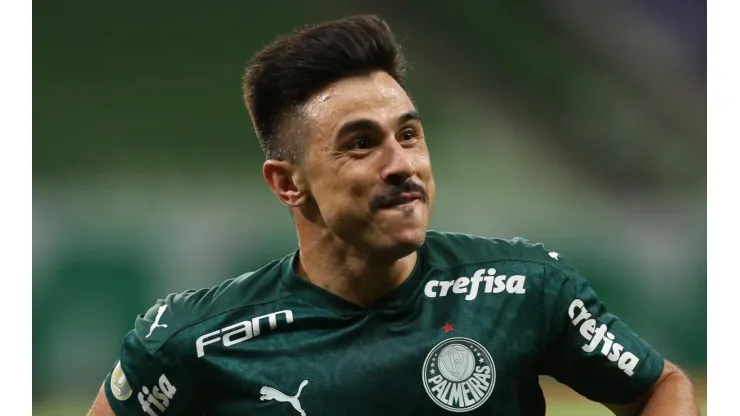 Palmeiras surpreende e indica alterar contrato de Willian