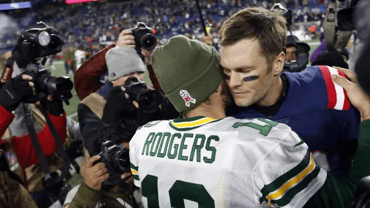 Rodgers e Brady. (Foto: Greg M. Cooper/USA TODAY Sports)