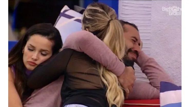 BBB 21: você gostaria de ver um paredão entre Juliette, Sarah e Gilberto? Vote na enquete!
