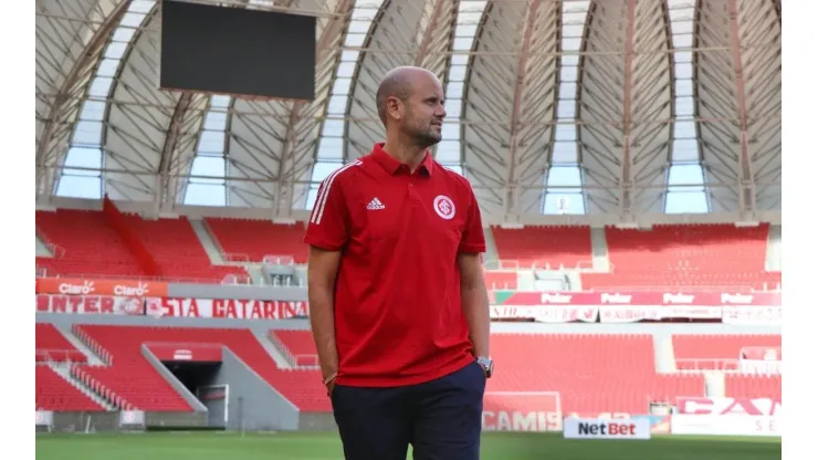 Renata Fan detona postura de Ramírez antes do clássico contra o Grêmio