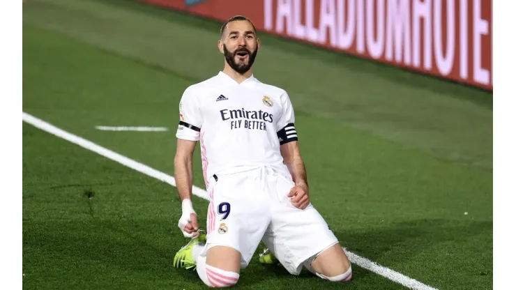 Real Madrid x Barcelona: assista ao gol de letra marcado por Benzema
