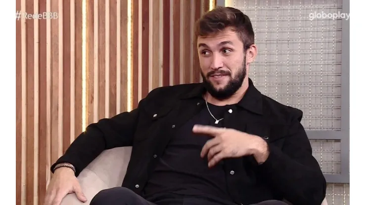 Arthur falou sobre os brothers que passaram pela casa
