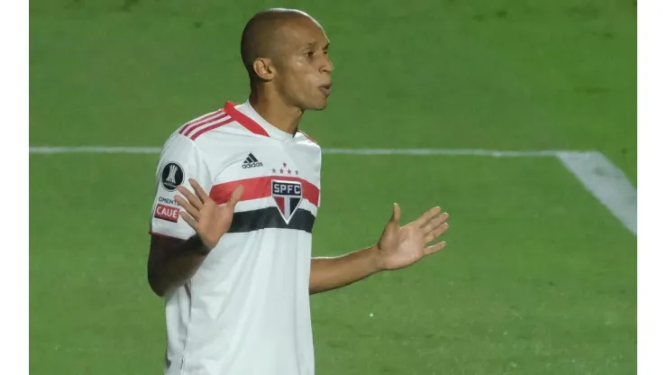 Miranda balançou as redes no empate do São Paulo diante do Corinthians (Foto: Marcello Zambrana/AGIF)
