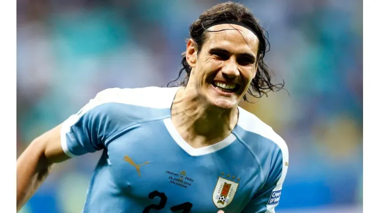 Cavani virou sonho dos torcedores gremistas - Foto: Thiago Calil/AGIF.
