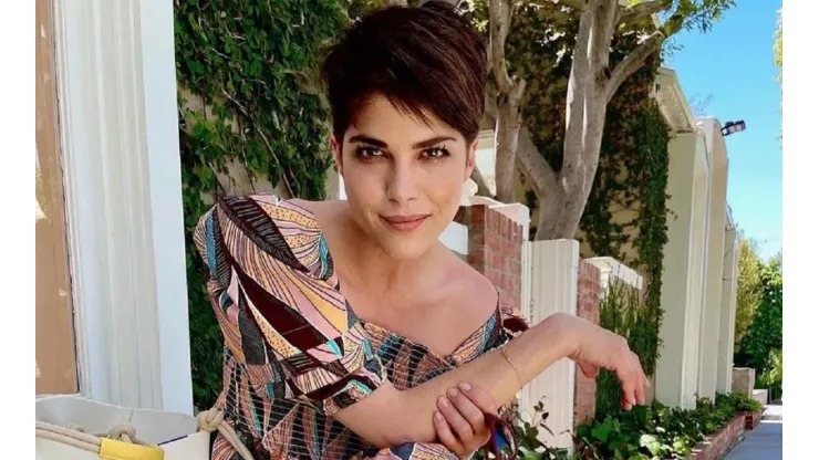 Selma Blair deu boa notícia aos fãs sobre sua saúde
