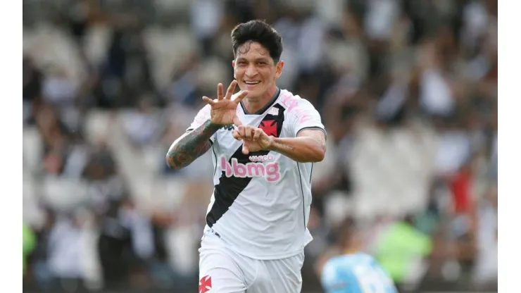 Germán Cano dedicou gol a Sarrafiore e Miranda, e entrou no Top 5 de aritlheiro da equipe no século XXI (Foto: Rafael Ribeiro/Vasco)
