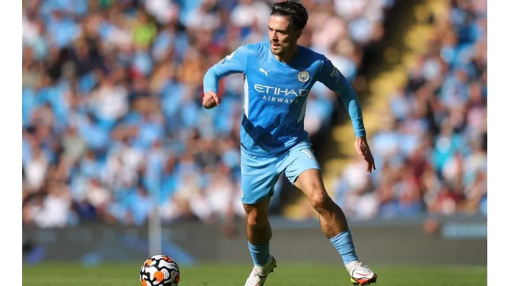 Jack Grealish com a camisa do City (Foto: Getty Images)
