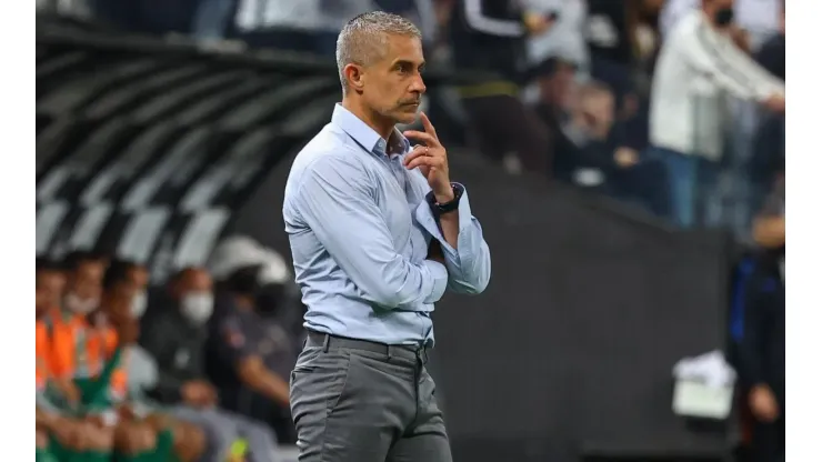 Foto: Marcello Zambrana/AGIF - Já vem preparando a equipe para o jogo contra o Fortaleza
