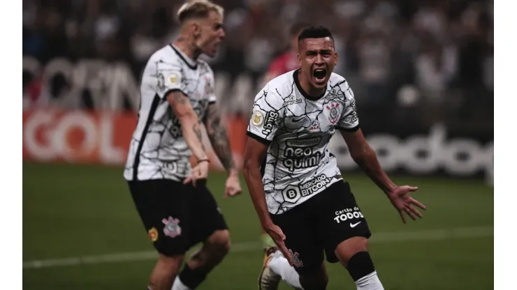 Ettore Chiereguini/AGIF - Cantillo, volante do Corinthians
