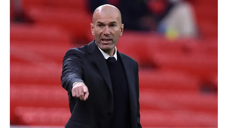 Zidane está no mercado desde maio (Getty Images)
