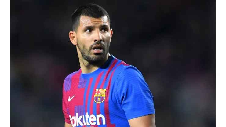 Foto: Alex Caparros/Getty Images | Kun Aguero é pivô em interesse do Barcelona no mercado da bola
