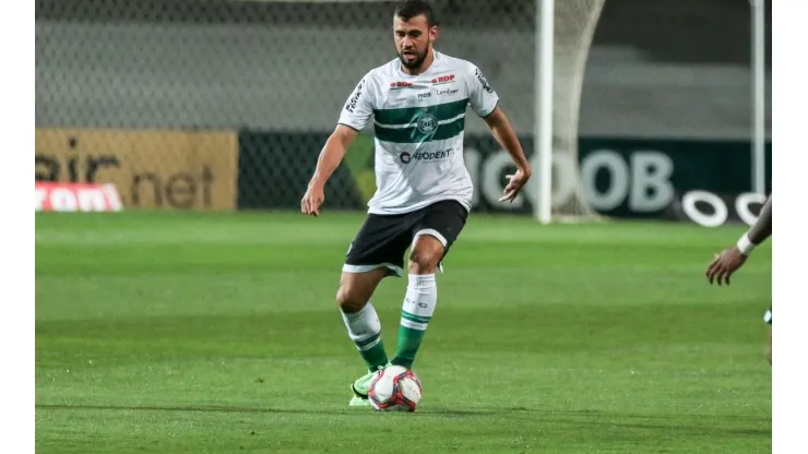 Robson Mafra/AGIF - Luciano Castán, zagueiro do Coritiba
