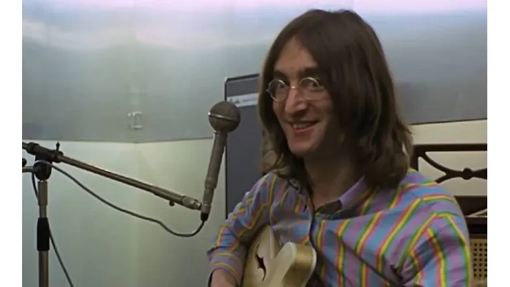 John Lennon em cena do documentário "The Beatles: Get Back"
