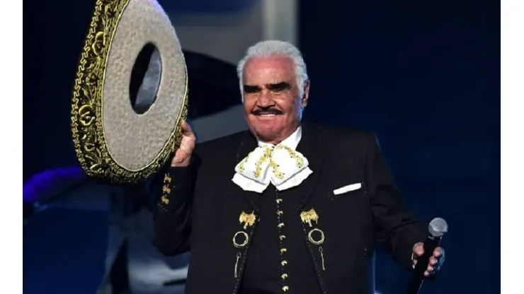 Vicente Fernández morreu neste domingo (12)
