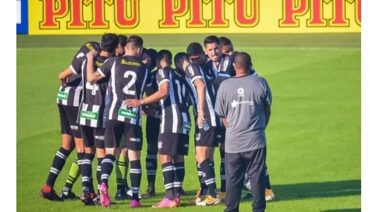 R.Pierre/AGIF/ Figueirense em campo.
