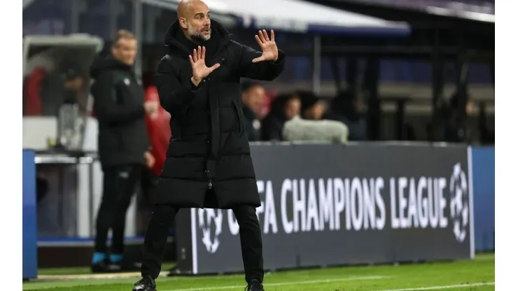 Guardiola adicionou mais recordes à sua carreira com a goleada do City sobre o Leeds, na Premier League
