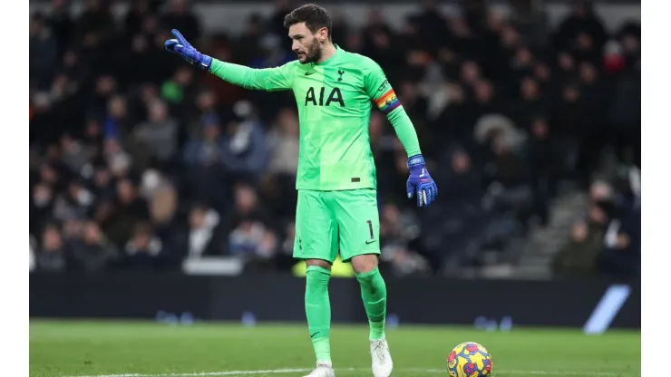 Lloris renovou vínculo com o Tottenham; goleiro chegou ao clube em 2012
