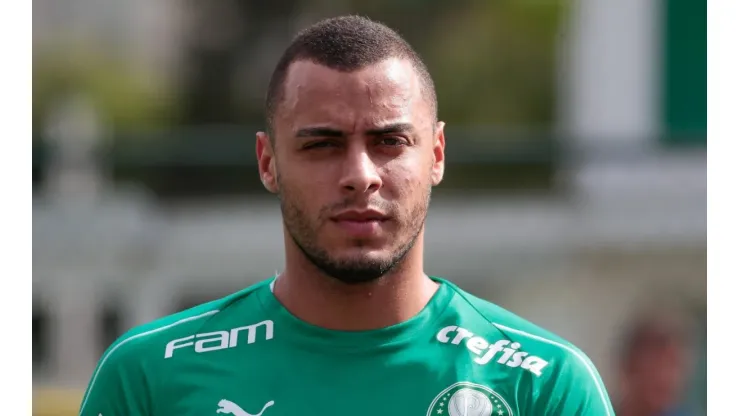 Cabral foi pouco utilizado no Palmeiras (Foto: Marcello Zambrana/AGIF)
