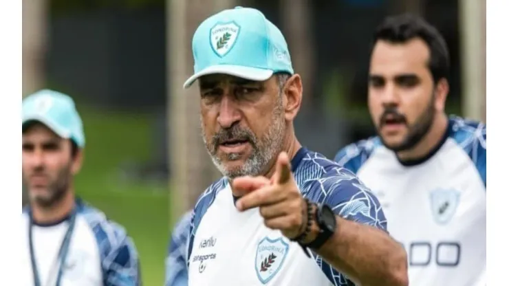 Ricardo Chicarelli/Londrina EC - Vinícius Eutrópio, técnico do Londrina
