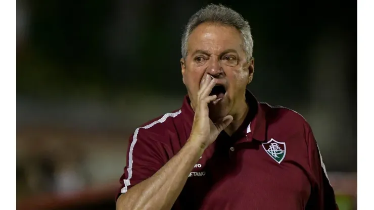 Foto: Thiago Ribeiro/AGIF - Abel Braga, treinador do Fluminense
