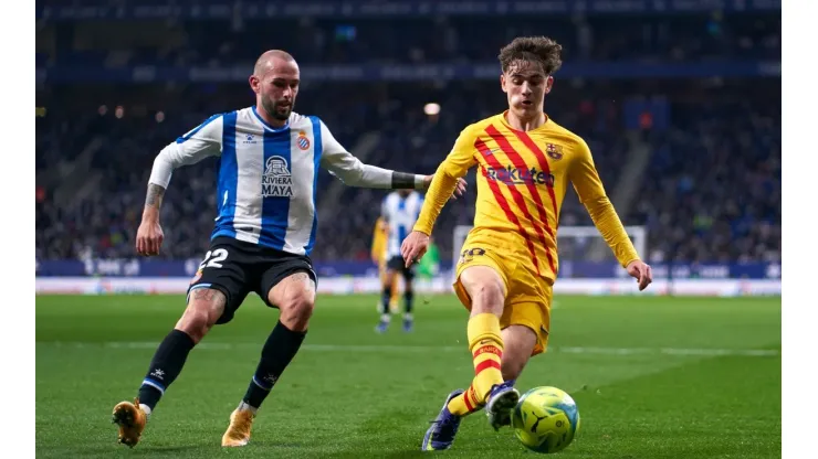 Barcelona e Espanyol fizeram clássico disputado; Barça marcou o gol do empate no último minuto da partida
