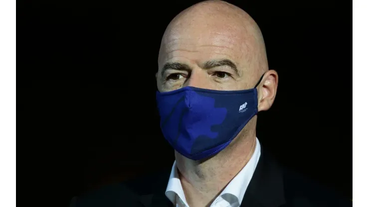 Gianni Infantino, presidente da FIFA, estuda promover mais uma mudança nas regras da Copa do Mundo para 2022
