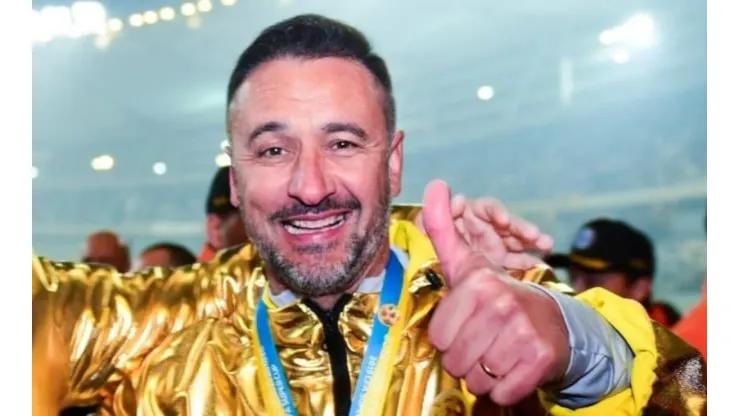 (Photo by Visual China Group via Getty Images/Visual China Group via Getty Images) - Vitor Pereira falou com a torcida do Corinthians
