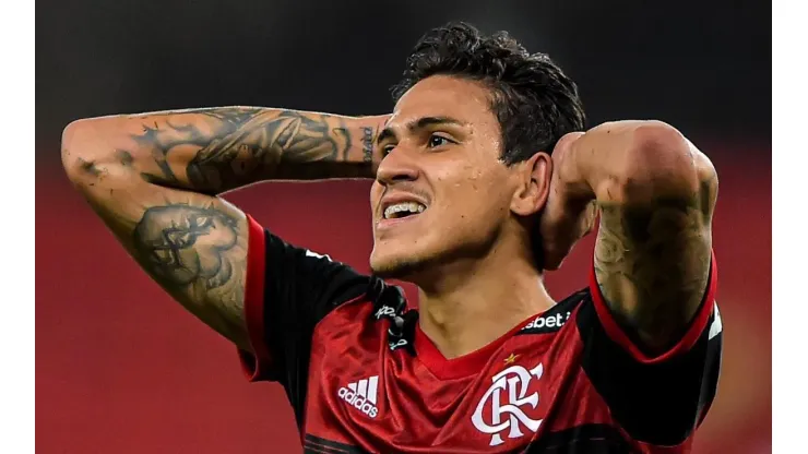 Foto: Thiago Ribeiro/AGIF - Pedro vive momento tenso no Flamengo.
