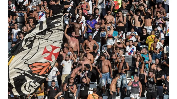 Thiago Ribeiro/AGIF - Torcida quer voltar ao topo do futebol, assim como o ídolo
