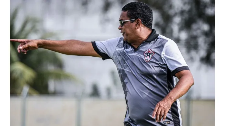 Kely Pereira / FC Atlético Cearense. Reginaldo deixa o comando da Águia com 33,3% de aproveitamento.
