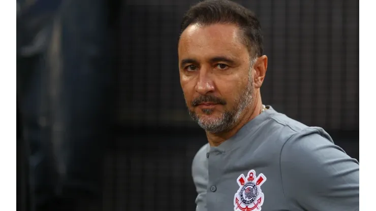 Marcello Zambrana/AGIF - Vítor Pereira, técnico do Corinthians
