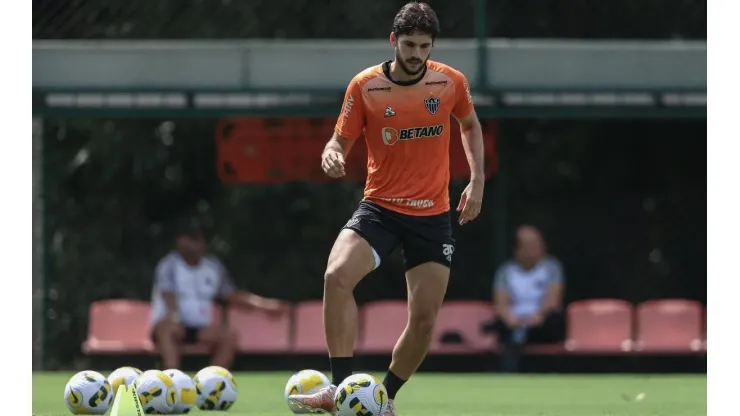 Além de Igor Rabello, procurado pelo São Paulo, outro zagueiro pode deixar o Atlético-MG nos próximos dias
